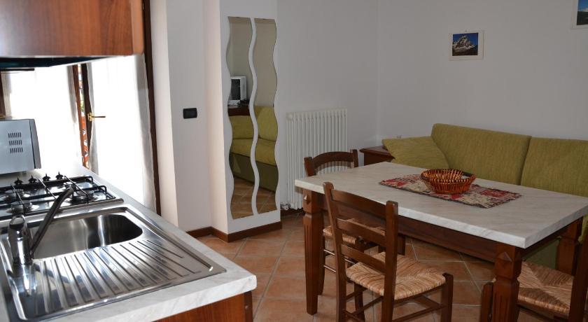 Residence Aquila Brusson Quarto foto